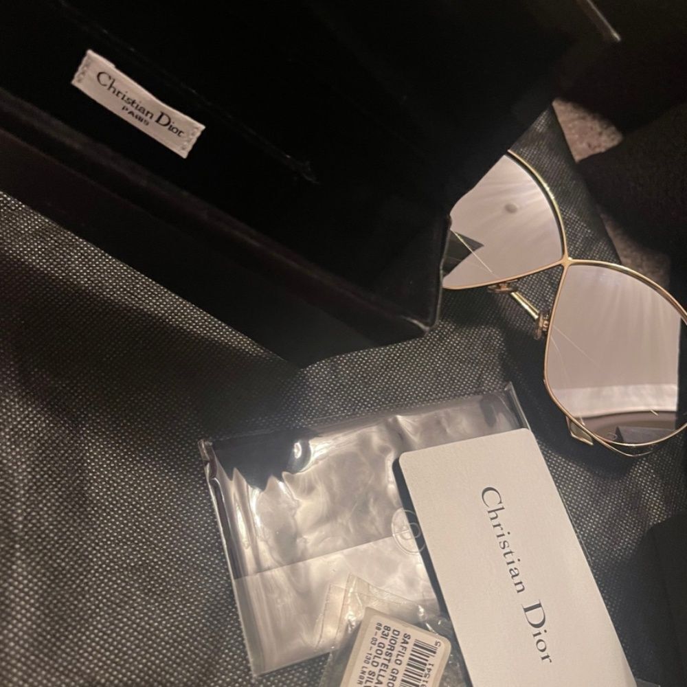 Dior sunglasses  - Picture 4 of 8